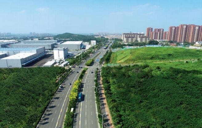 濟南市鳳岐路道路建設(shè)工程，南起經(jīng)十東路，北至飛躍大道，